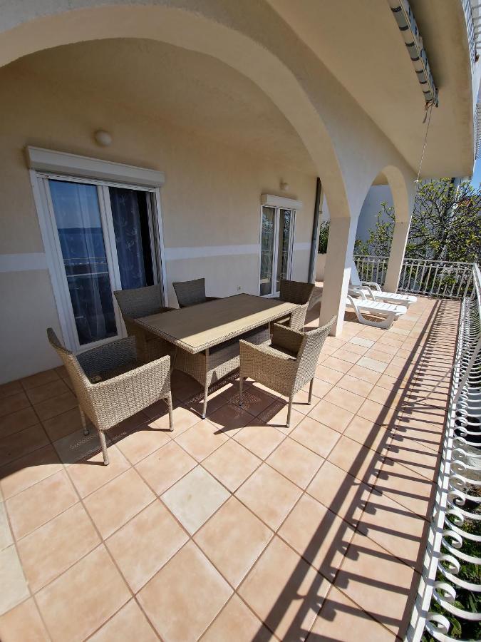 Apartments Cacija Trogir Exterior photo